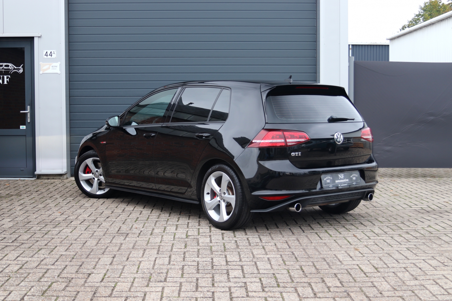 Volkswagen-Golf-7-GTI-2013-2-016.JPG