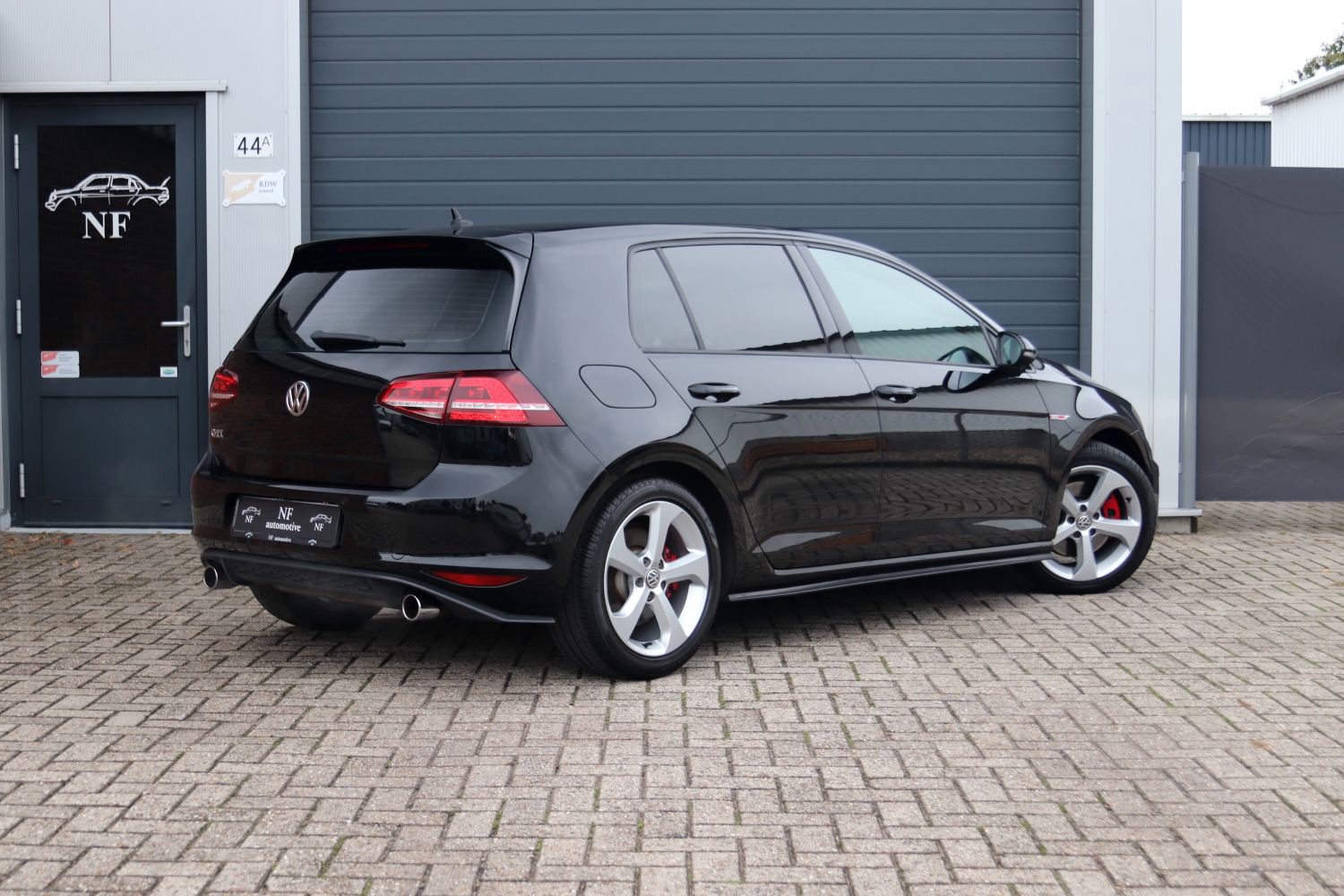 Volkswagen-Golf-7-GTI-2013-2-021.JPG