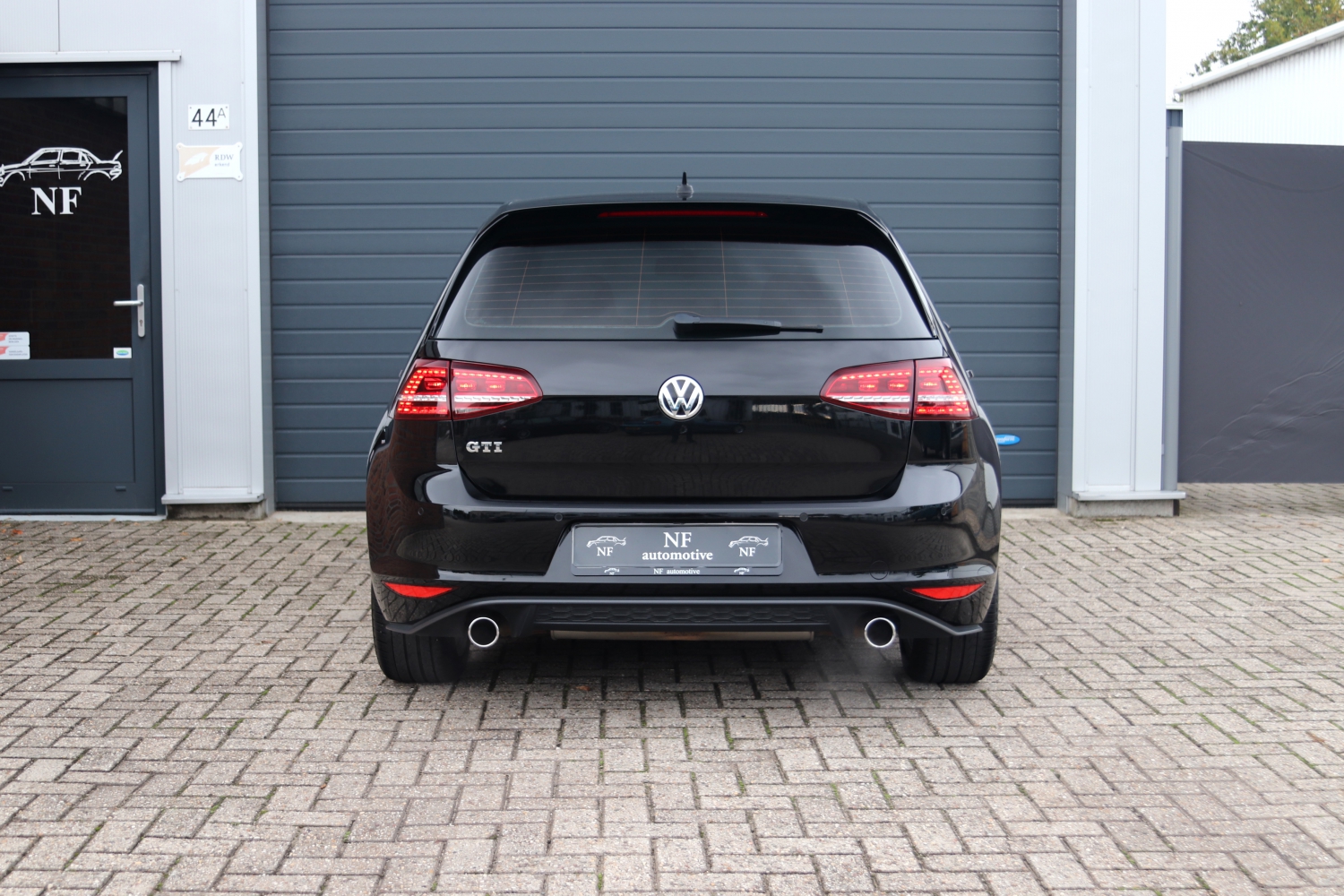 Volkswagen-Golf-7-GTI-2013-2-022.JPG