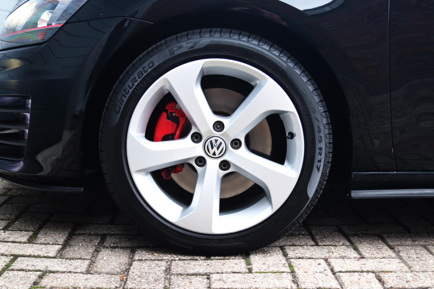 Volkswagen-Golf-7-GTI-2013-2-075.JPG