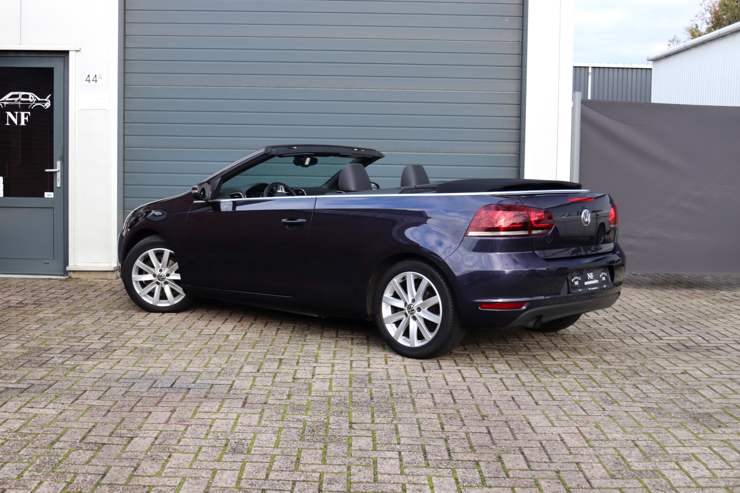 Volkswagen-Golf-Cabriolet-VI-12TSI-2011-63RVG4-011.JPG