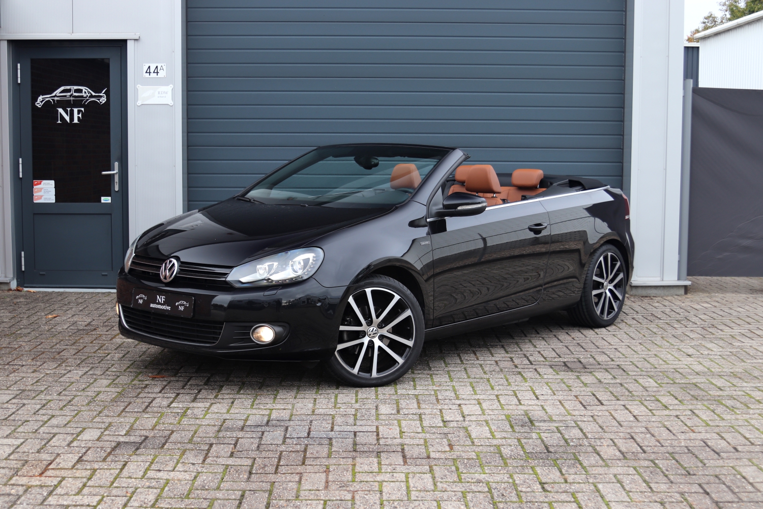 Volkswagen-Golf-VI-Cabriolet-14TSI-N170JP-001.JPG