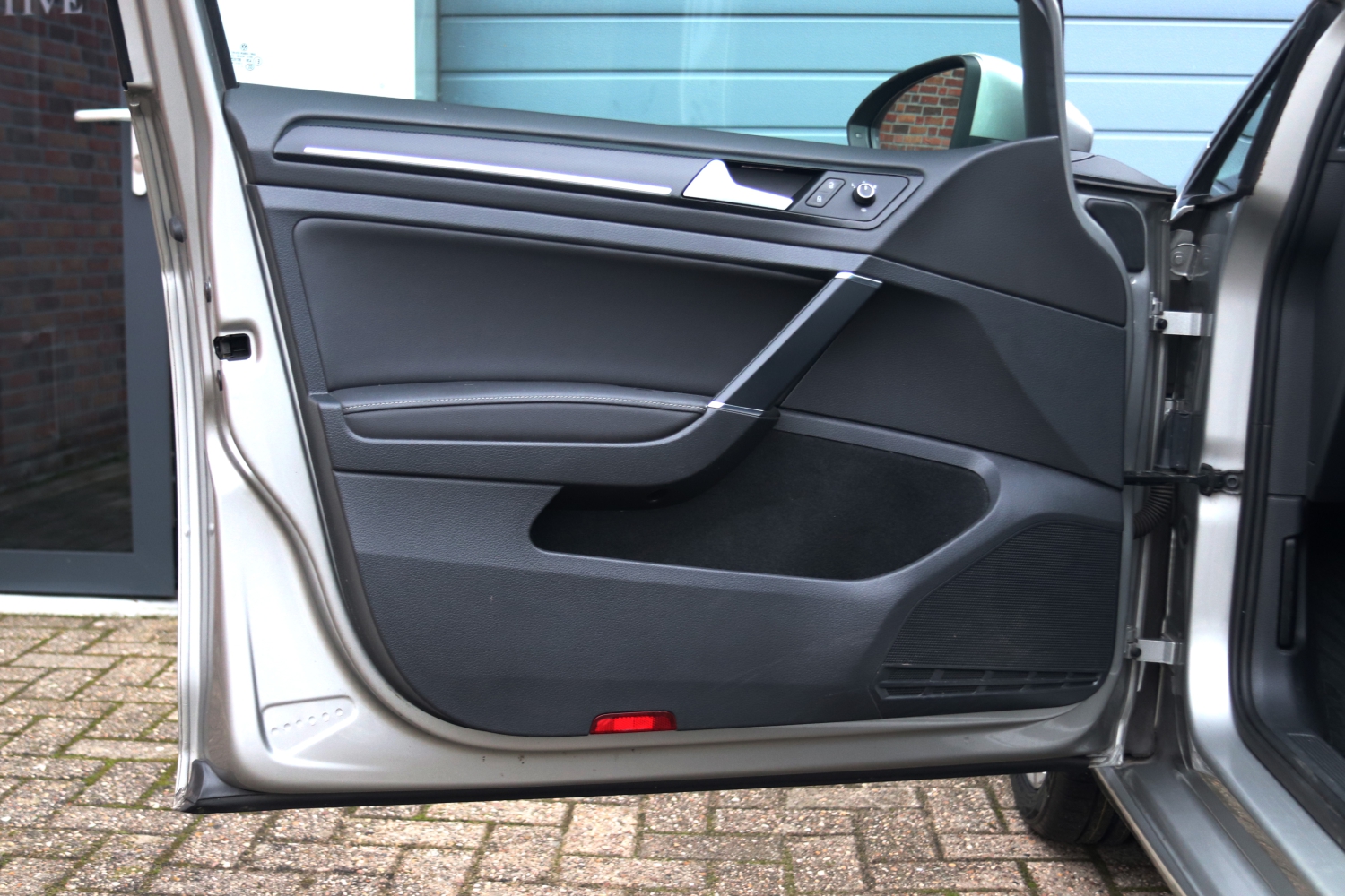 Volkswagen-Golf-VII-14TSI-2013-3SPD76-041.JPG