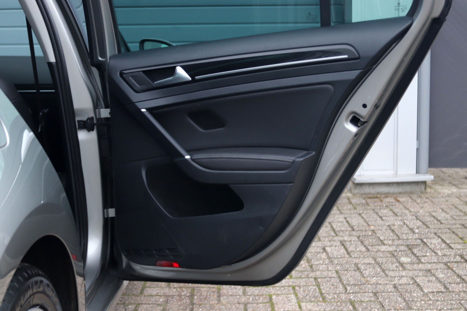 Volkswagen-Golf-VII-14TSI-2013-3SPD76-046.JPG