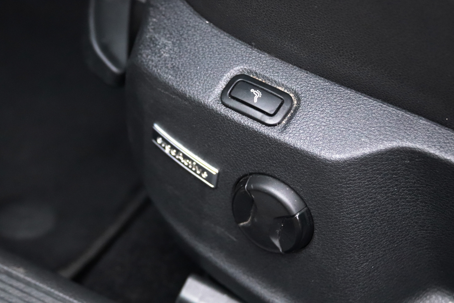 Volkswagen-Golf-VII-14TSI-2013-3SPD76-050.JPG
