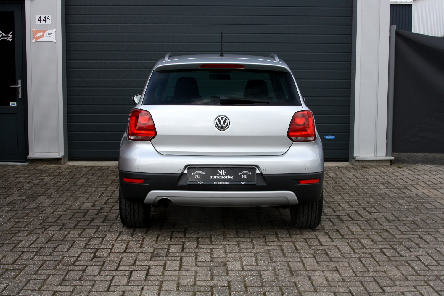 Volkswagen-Polo-Cross-1.6TDI-2011-028.JPG