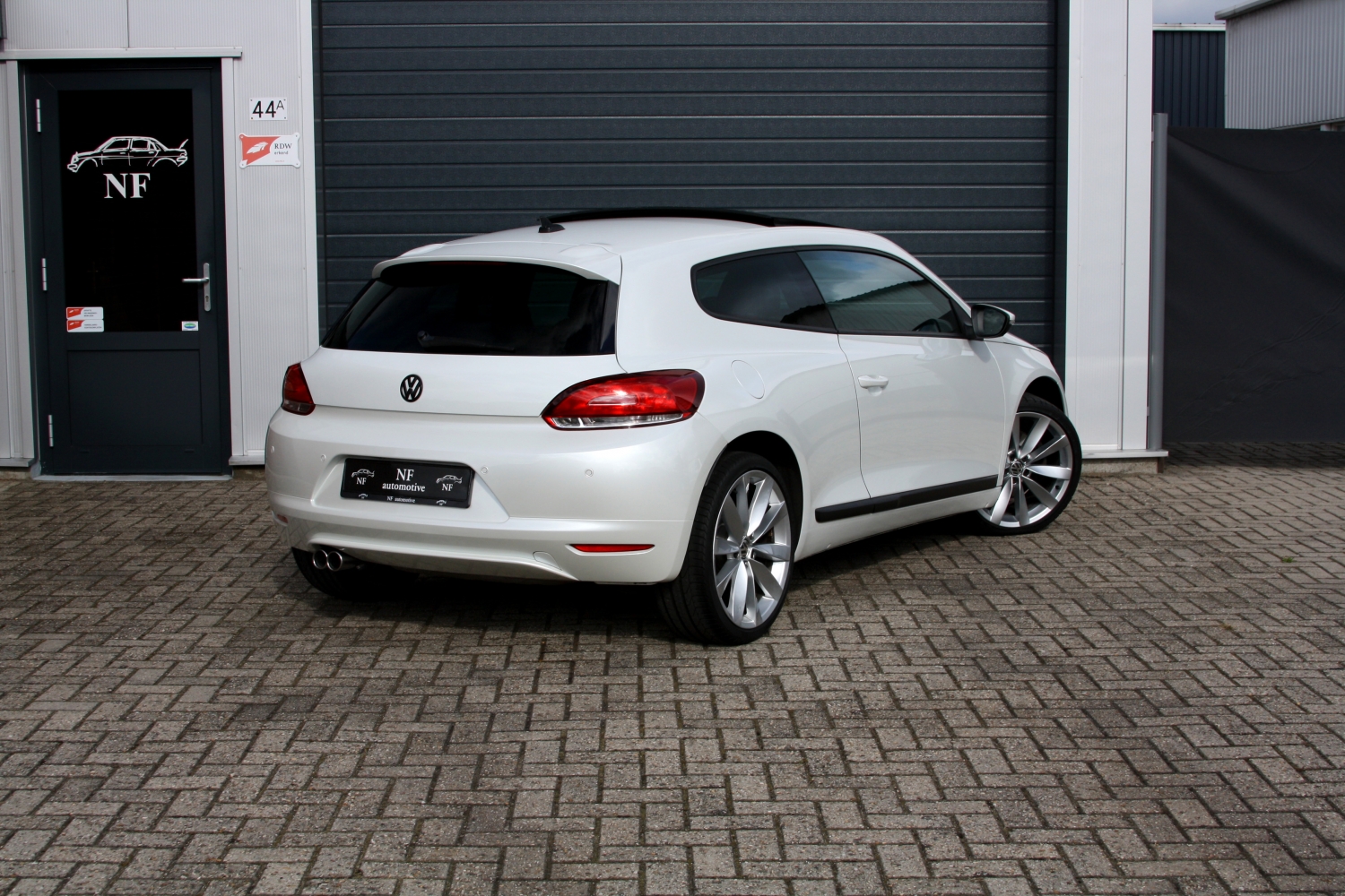 Volkswagen-Scirocco-2.0TSI-Collectors-Edition-2010-011.JPG