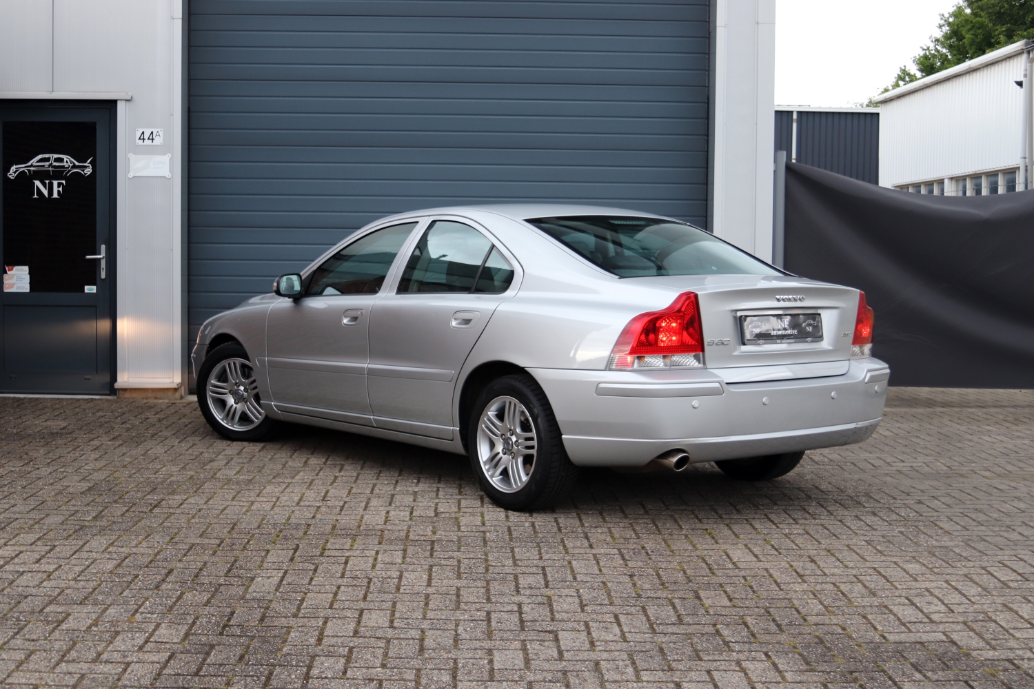 Volvo-S60-25T-2007-N346DB-015.JPG