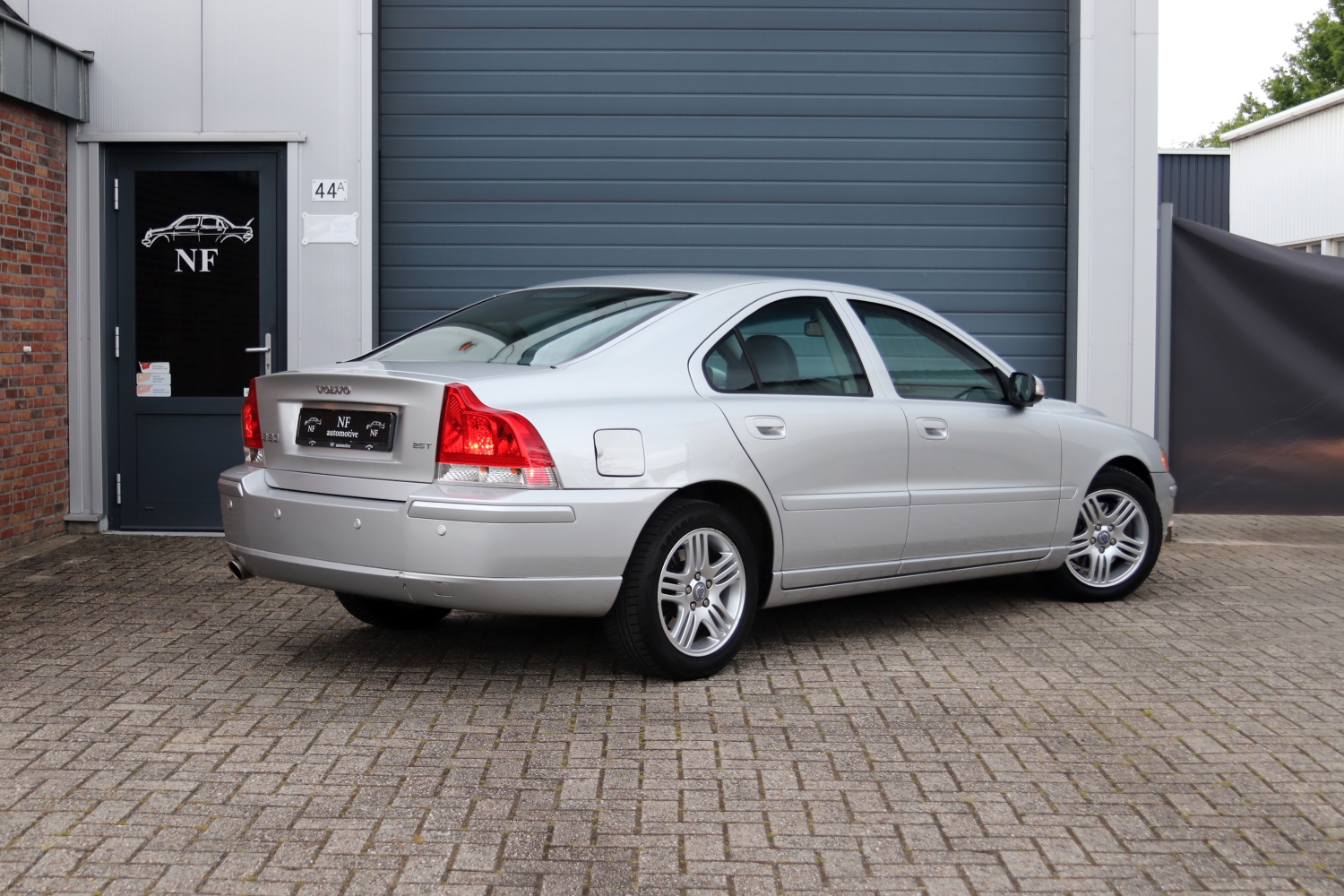 Volvo-S60-25T-2007-N346DB-017.JPG