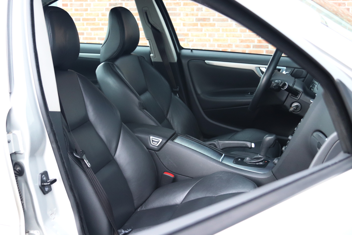 Volvo-S60-25T-2007-N346DB-034.JPG