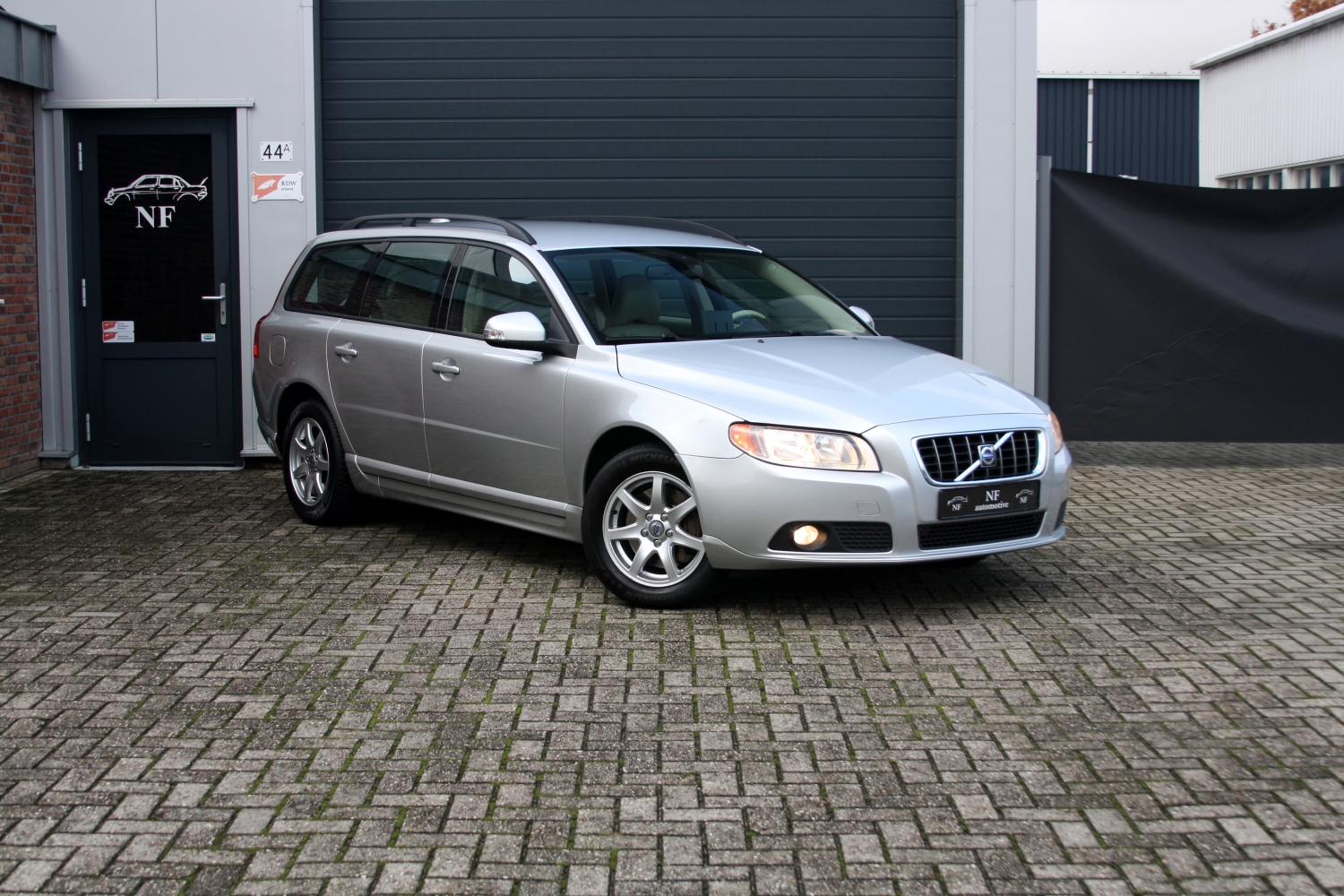 Volvo-V70-2.4D-2008-084.jpg