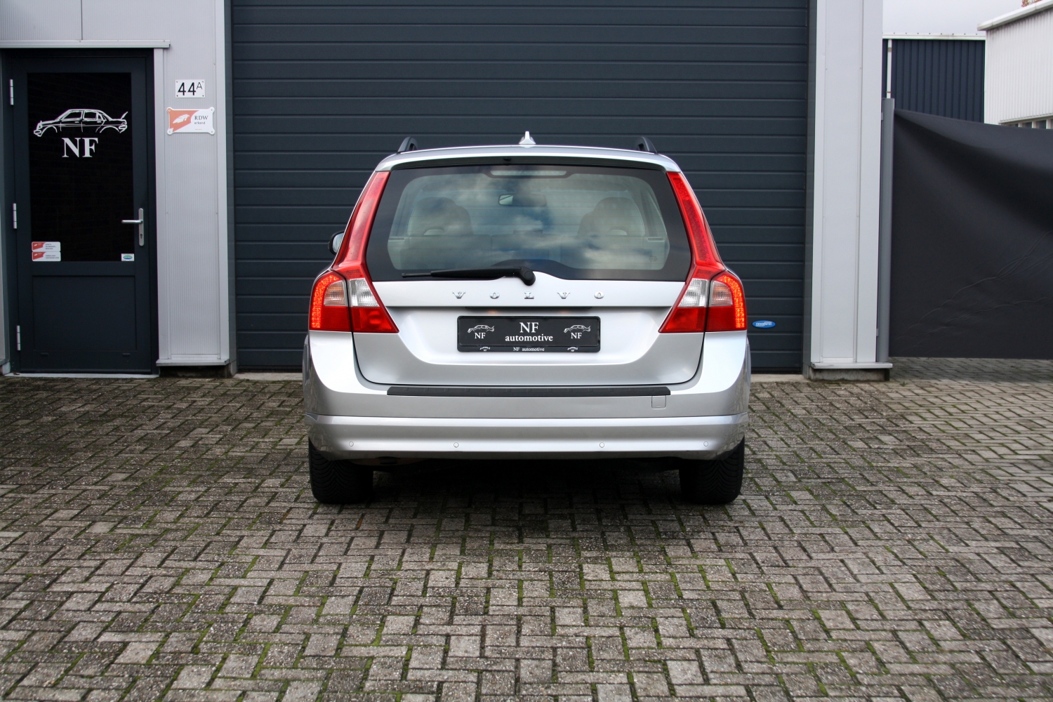 Volvo-V70-2.4D-2008-092.JPG