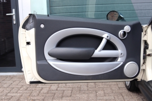 NF Automotive 2025-09-20-MINI-Cooper-S-R53-2006-3KNP37-012.JPG