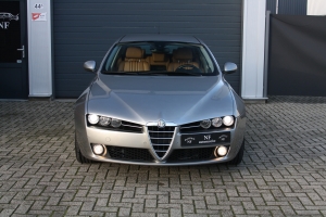 NF Automotive Alfa-Romeo-159-SW-3.2-Q4-2007-006.JPG