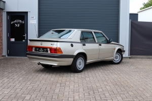 NF Automotive Alfa-Romeo-75-20TS-1987-RY42FV-021.JPG