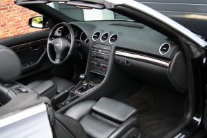 NF Automotive Audi-A4-Cabriolet-3.0-2003-041.JPG