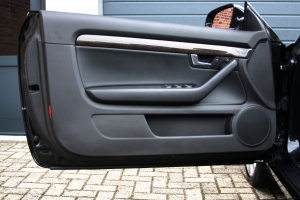 NF Automotive Audi-A4-Cabriolet-3.0-2003-049.JPG