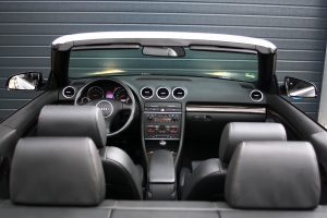 NF Automotive Audi-A4-Cabriolet-3.0-2003-052.JPG
