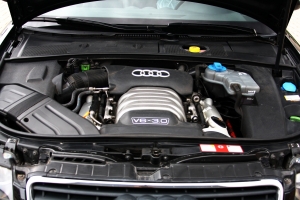 NF Automotive Audi-A4-Cabriolet-3.0-2003-092.JPG