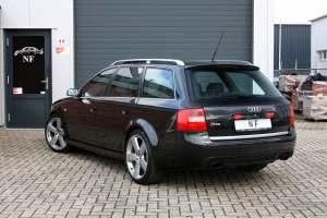 NF Automotive Audi-RS6-Avant-2004-021.JPG