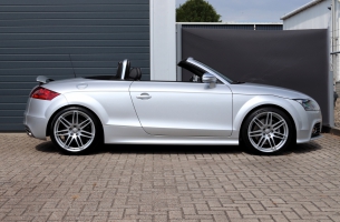 NF Automotive Audi-TTS-Roadster-20TFSI-2008-092.JPG