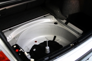 NF Automotive BMW-318i-Seda-E46-1998-100.JPG
