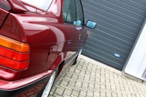 NF Automotive BMW-318is-E36-1992-031.JPG