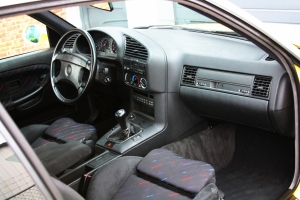 NF Automotive BMW-318is-E36-1992-156.JPG