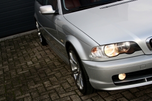 NF Automotive BMW-320CI-E46-2000-019.JPG