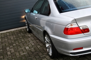 NF Automotive BMW-320CI-E46-2000-023.JPG