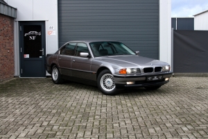NF Automotive BMW-320CI-E46-2000-114.JPG