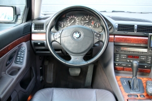 NF Automotive BMW-320CI-E46-2000-130.JPG