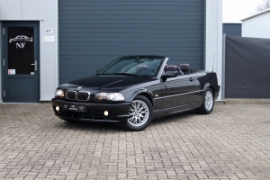 NF Automotive BMW-320Ci-Cabriolet-E46-2000-005.JPG