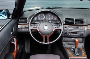 NF Automotive BMW-320Ci-Cabriolet-E46-2000-020.JPG