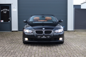 NF Automotive BMW-320i-Cabriolet-E93-2007-58ZLVL-010.JPG