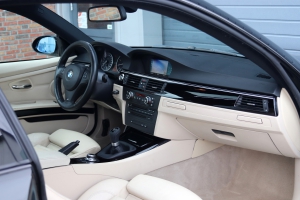 NF Automotive BMW-320i-Coupe-E92-2008-ZT632J-023.JPG