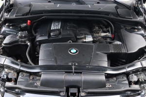 NF Automotive BMW-320i-Coupe-E92-2008-ZT632J-061.JPG