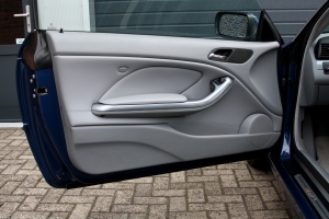 NF Automotive BMW-323CI-E46-1999-060.JPG