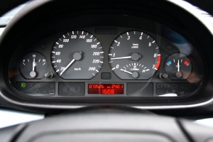NF Automotive BMW-323CI-E46-1999-075.JPG