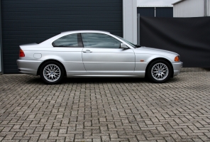 NF Automotive BMW-323Ci-E46-2000-097.JPG