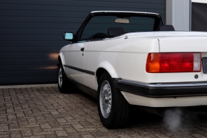 NF Automotive BMW-325i-Cabriolet-E30-1986-65RRT2-036.JPG