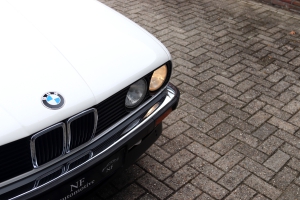 NF Automotive BMW-325i-E30-Cabriolet-65RRT2-2167-018.JPG