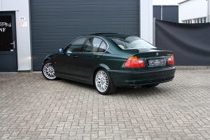 NF Automotive BMW-328i-Sedan-E46-1998-68LHGL-004.JPG