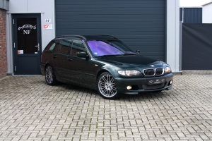NF Automotive BMW-330i-E46-Touring-2002-033.JPG