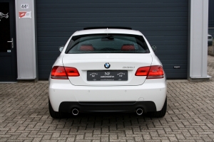 NF Automotive BMW-335i-Coupe-E92-2009-022.JPG