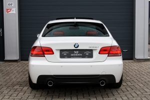 NF Automotive BMW-335i-Coupe-E92-2009-027.JPG