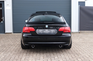 NF Automotive BMW-335i-Coupe-E92-LCI-Hand-2010-015.JPG