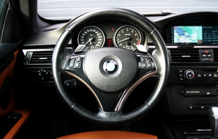 NF Automotive BMW-335i-E92-2007-082.JPG