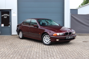 NF Automotive BMW-520i-Sedan-E39-1997-RSZF47-008.JPG