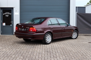 NF Automotive BMW-520i-Sedan-E39-1997-RSZF47-014.JPG